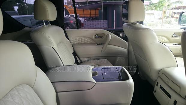 Infiniti QX80 PREMIUM SELECT 2022 Black photo 13
