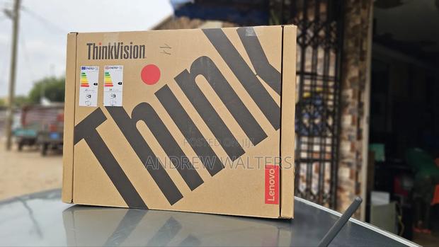 Lenovo HDR Thinkvision 27" Monitor · Photo 4