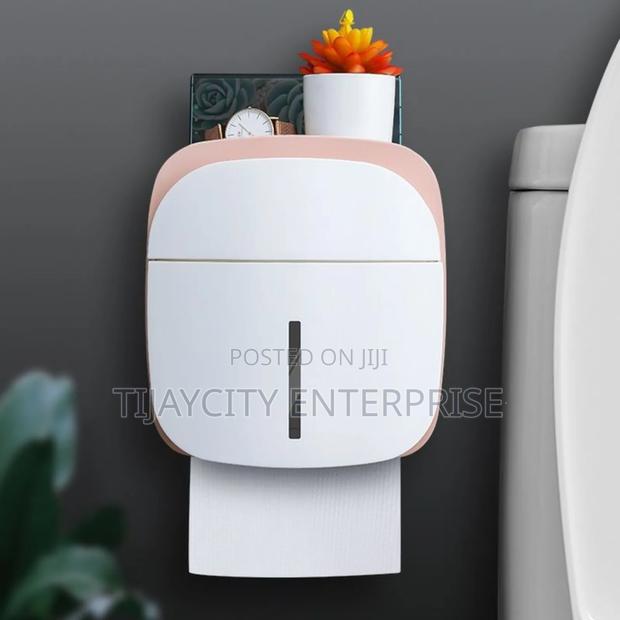 Wall-Mounted Tissue Holder · Photo 3