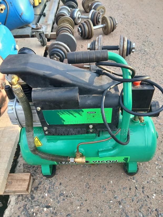 Sightly Used 10l Compressor From Germany