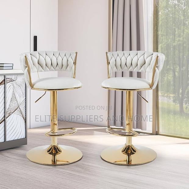 Bar Stool / Shivel Stool · Photo 2