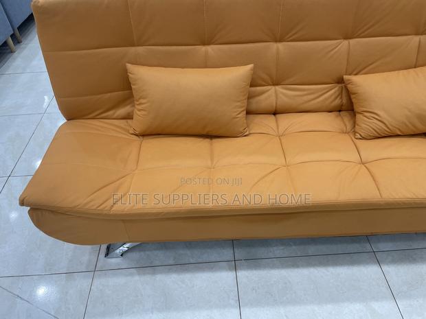 Sofa Bed / Couch · Photo 2