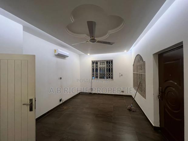 3bdrm Apartment in Ab Richie Properties, Airport Residential Area · Photo 2