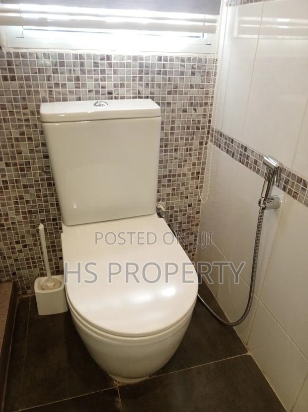 5bdrm House in Labone for rent photo 8