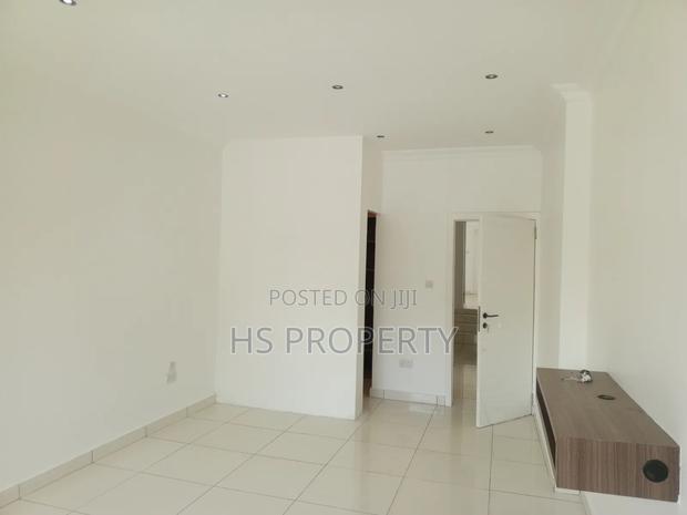 3bdrm House in Labone for rent photo 19