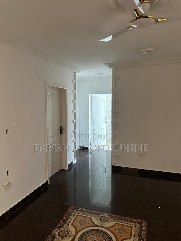 3bdrm Apartment in 3 Bedroom Apartments, School Area for rent photo 6