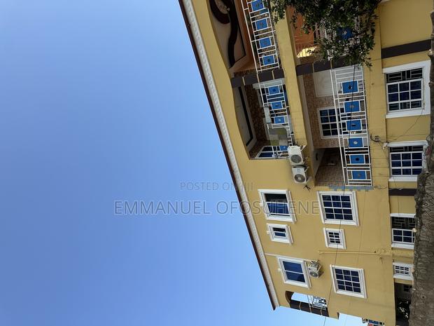 3bdrm Apartment in 3 Bedroom Apartments, School Area for rent photo 8