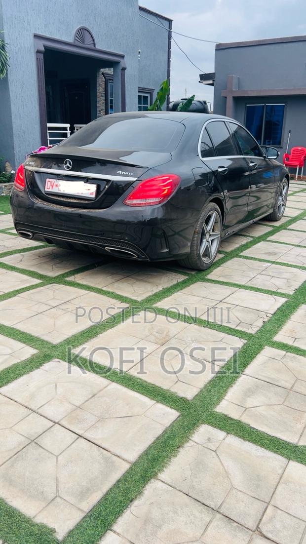 Mercedes-Benz C300 Sport 4Matic Sedan AWD (2.0L 4cyll 7A) 2016 Black photo 2