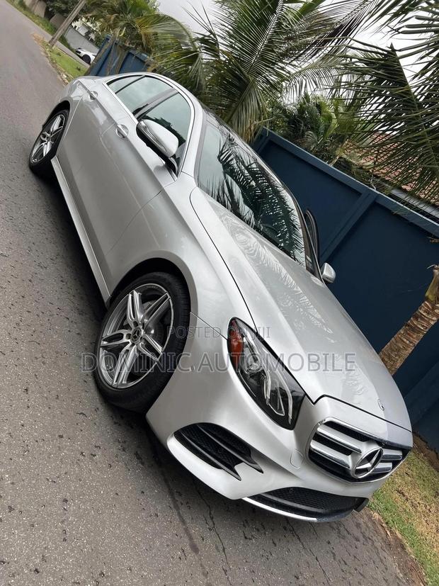 Mercedes-Benz E300 2019 Silver