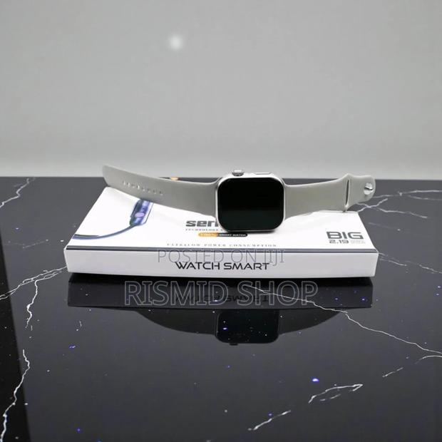 Series 10 Smartwatch (323446)