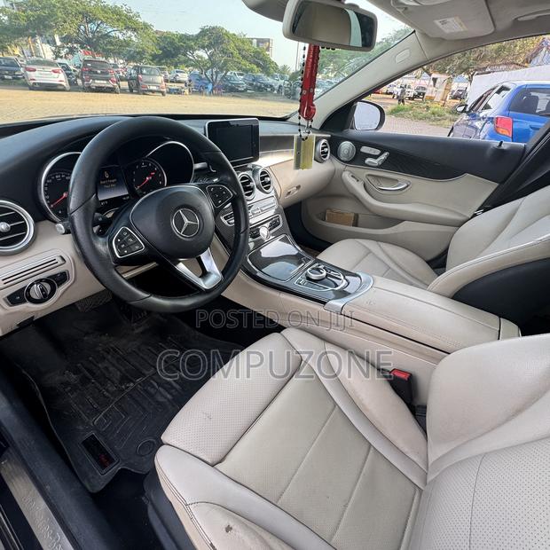 Mercedes-Benz C300 Luxury 4matic Sedan AWD (2.0L 4cyl 7A) 2017 Blue photo 5
