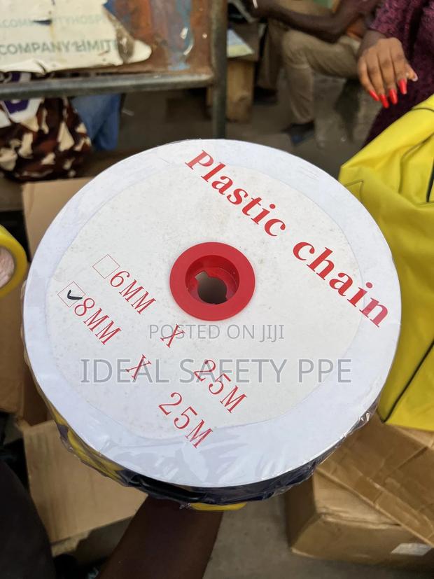 Plastic Safety Chain / Barrier Chain photo 5