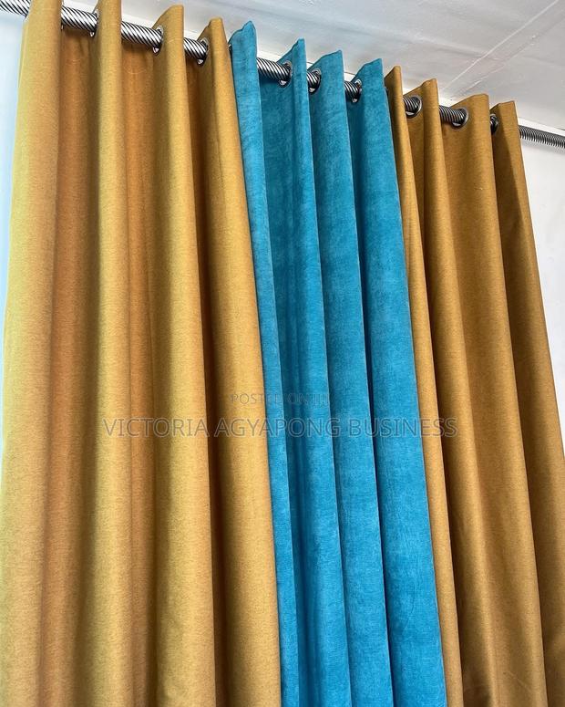 Classic Queen Vick Curtains
