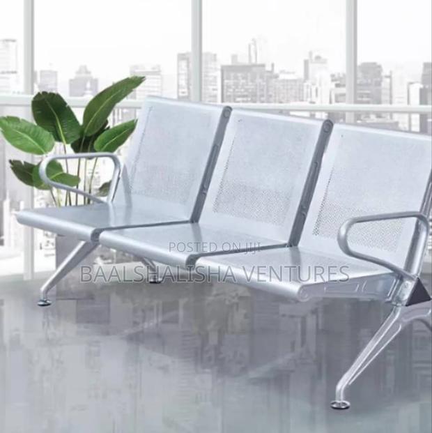 Visitors/ Waiting Chair Menred Lirens