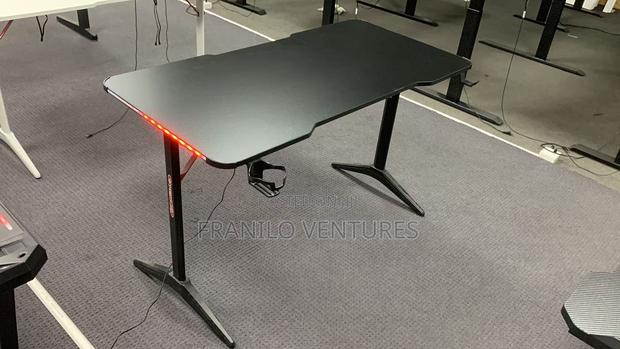1.4m RGB Gaming/Computer Desk · Photo 4