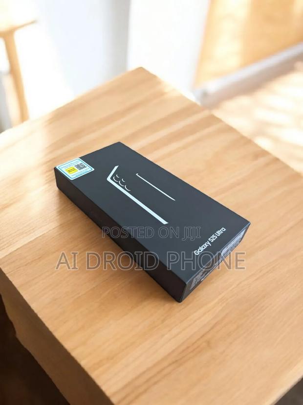 New Samsung Galaxy S25 Ultra 256 GB Silver photo 2