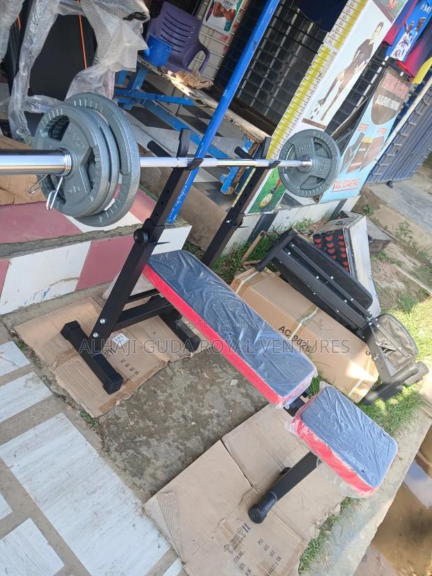 Adjustable Bench Set With 40kg Barbell · Photo 3