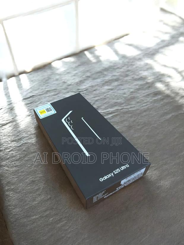 New Samsung Galaxy S25 Ultra 256 GB Gray photo 2