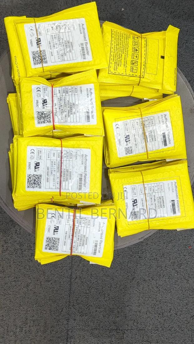 iPhones Batteries photo 3