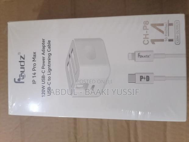 Apple Phone 3 Pin Charger photo 4