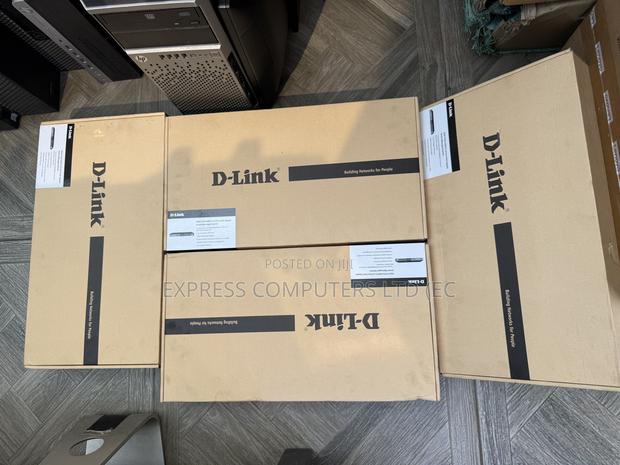 D-Link Gigabit Smart Managed Poe Switch 24 Port Poe From Uk photo 2