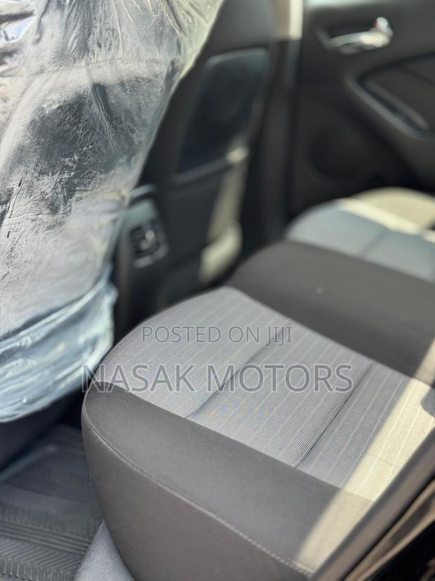 Kia Forte LX Sedan 2015 Black photo 7