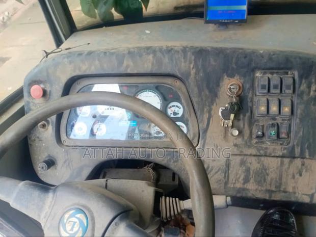 Ashok Leyland MTC 2014 Blue photo 5