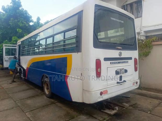 Ashok Leyland MTC 2014 Blue photo 3