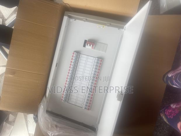 12 Way 3phase Main Switch photo 3