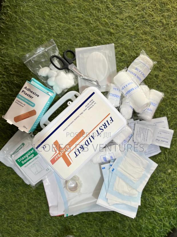 Kingphar 10 Person First Aid Kit photo 2