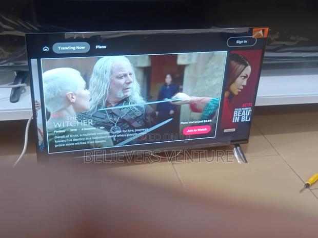 TCL 32" Android Smart Tv – Netflix, Youtube Google Play Built-In · Photo 1