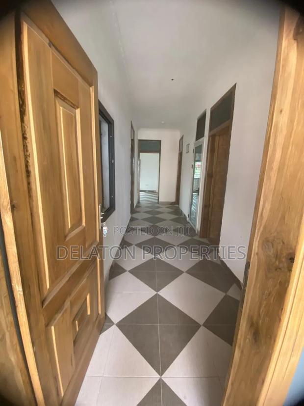 2bdrm Apartment in Labadi for rent photo 10