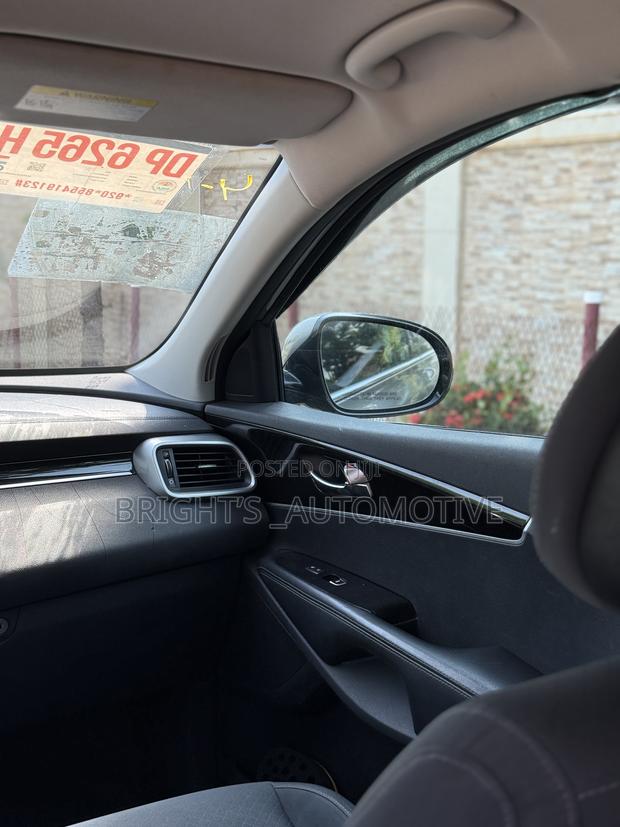 Kia Sorento 4dr SUV 2016 Gray