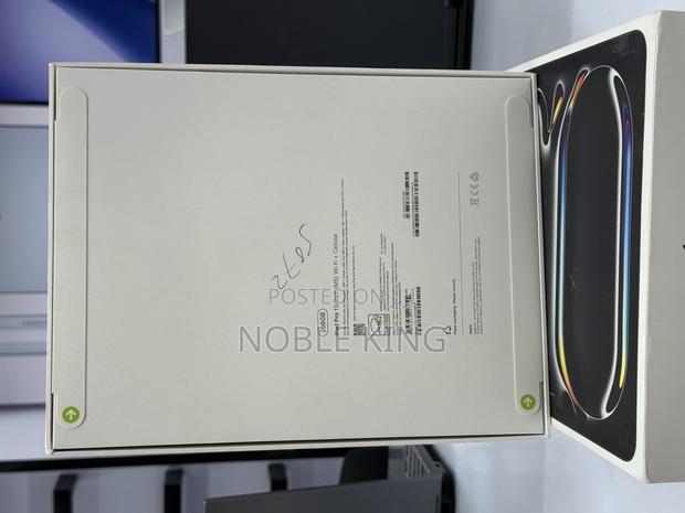 New Apple iPad Pro 13 (2024) 256 GB Black