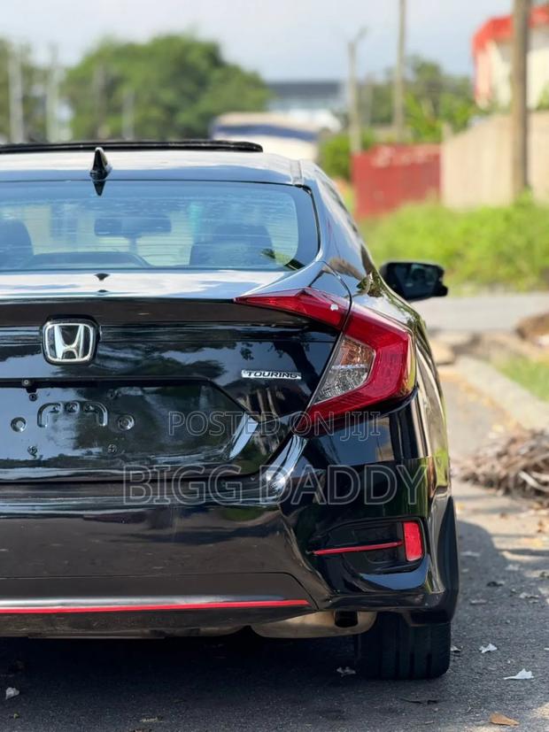 Honda Civic Touring 4dr Sedan (1.5L 4cyl) 2016 Black