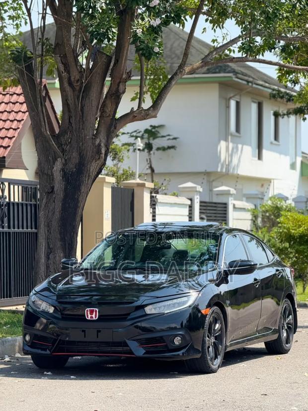 Honda Civic Touring 4dr Sedan (1.5L 4cyl) 2016 Black