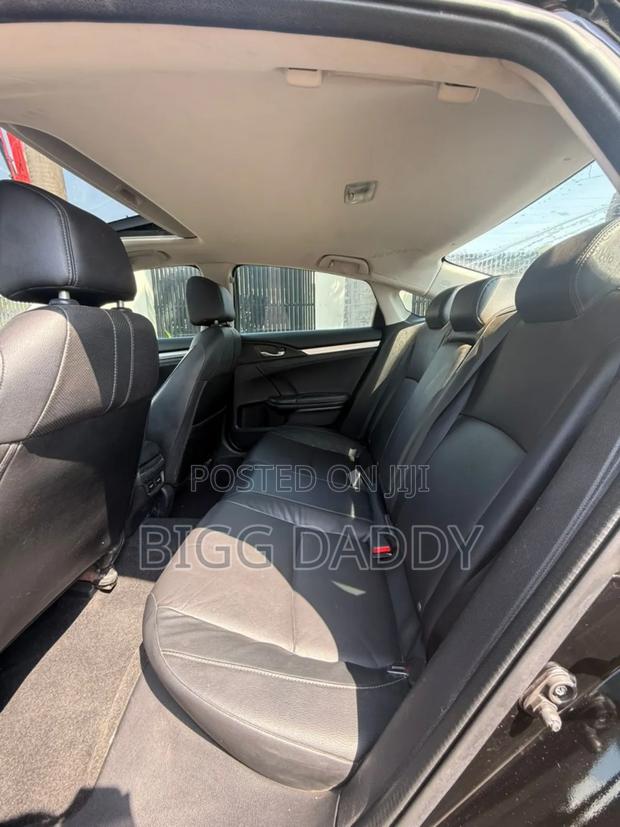 Honda Civic Touring 4dr Sedan (1.5L 4cyl) 2016 Black