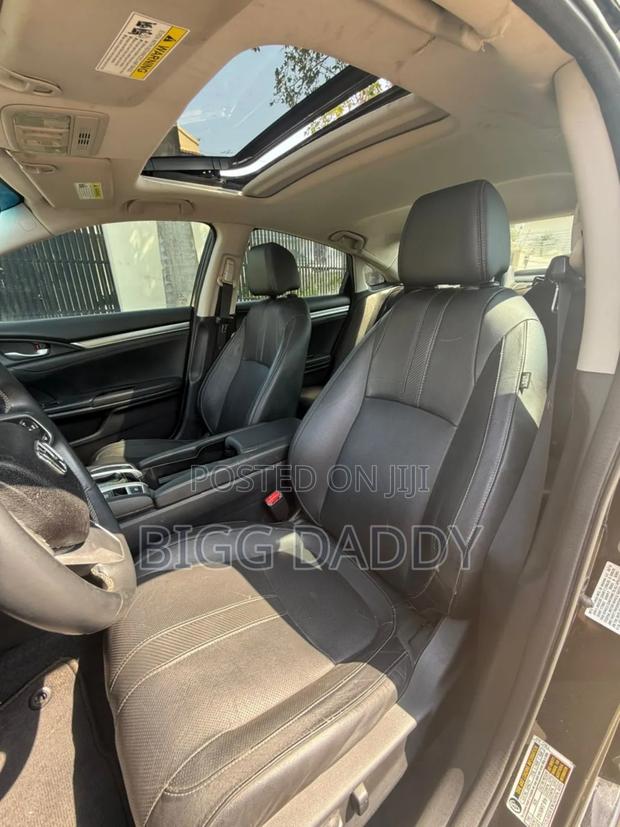 Honda Civic Touring 4dr Sedan (1.5L 4cyl) 2016 Black