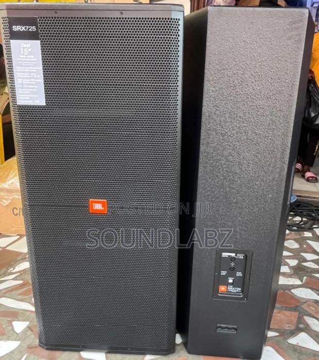 JBL Srx725 Dual 15-Inch Professional Loudspeaker/ Full-Range Speakers · Photo 4