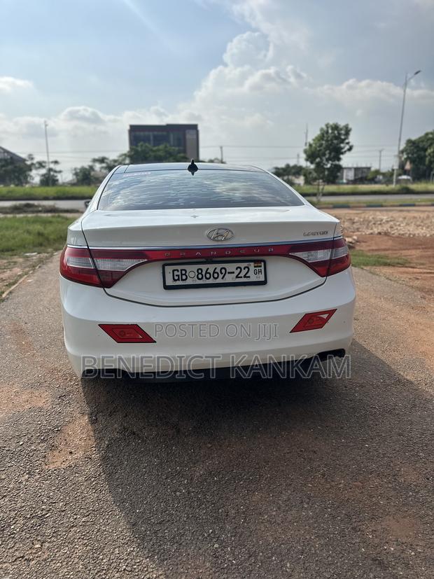 Hyundai Sonata Limited 4dr Sedan (2.4L 4cyl 6A) 2015 White