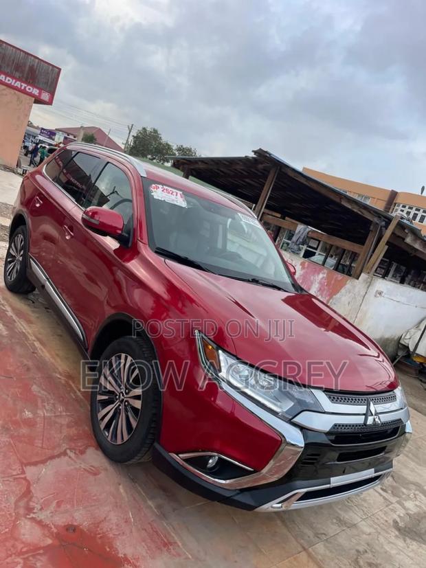 Mitsubishi Outlander SE AWC 2019 Red