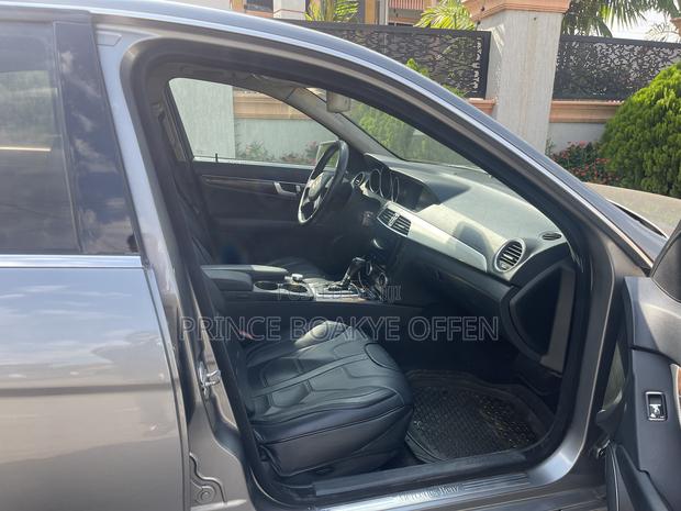 Mercedes-Benz C300 2014 Gray photo 7