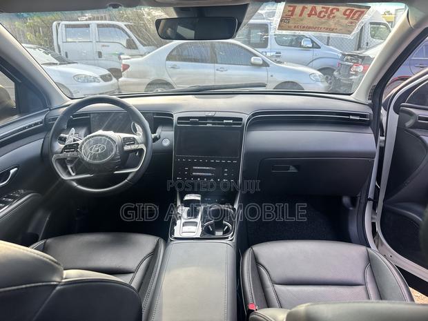 Hyundai Tucson 2023 White