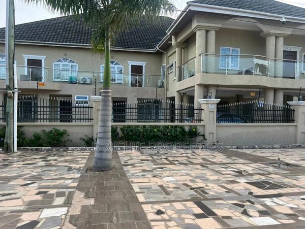 3bdrm Apartment in Ab Richie Properties, Airport Residential Area · Photo 1