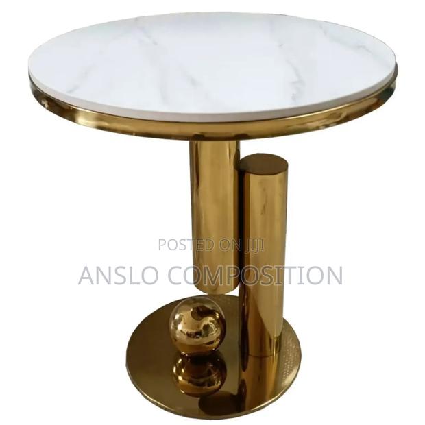 Xmas Bonanza Centre Table · Photo 2