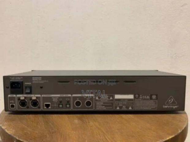 Behringer S16 photo 2