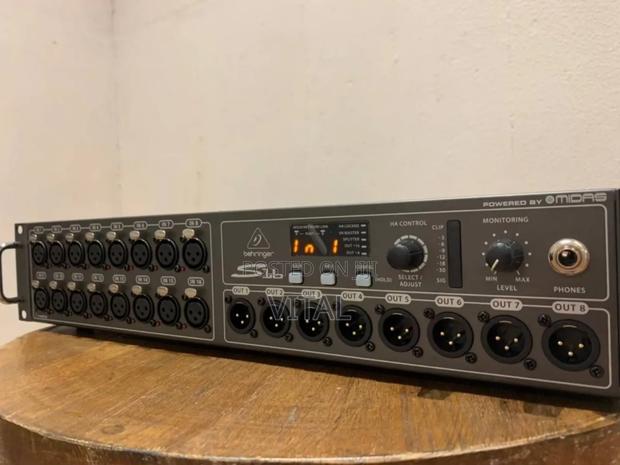 Behringer S16 photo 3