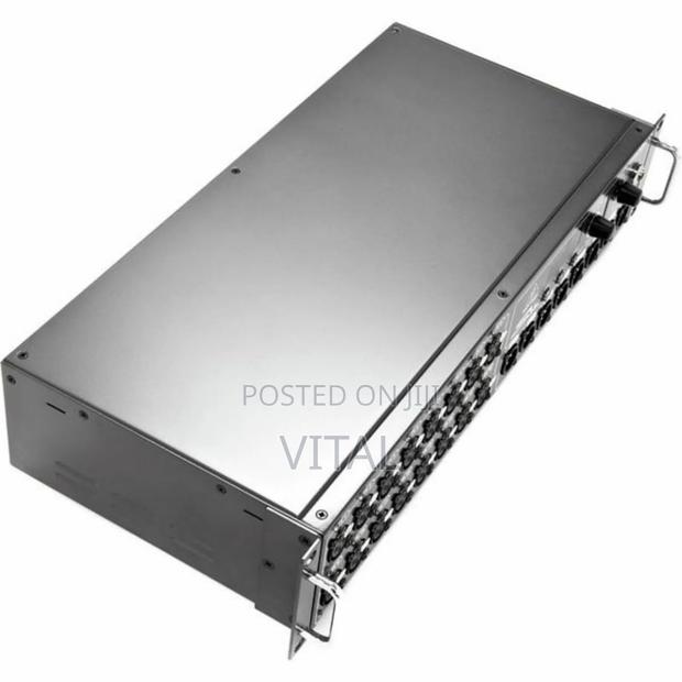 Behringer S16 photo 5