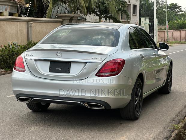 Mercedes-Benz C300 2017 Silver
