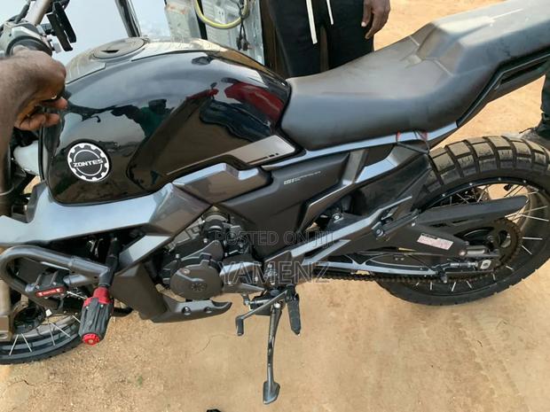 Zontes ZT125-J 2021 Black photo 3